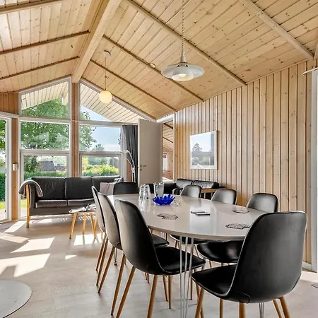 Pet Friendly In With Sauna - F04167