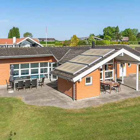 Pet Friendly In With Sauna - F04167 Hébergement de vacances *