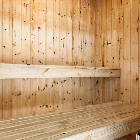 Hébergement de vacances Pet Friendly In With Sauna - F04167