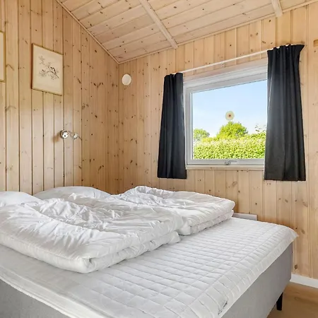 Pet Friendly In With Sauna - F04167 Hébergement de vacances *