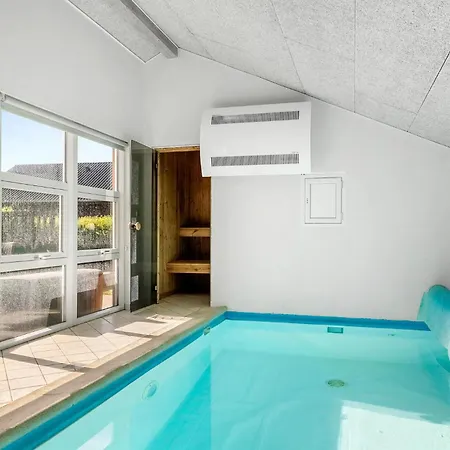 Pet Friendly In With Sauna - F04167 Nyaraló *