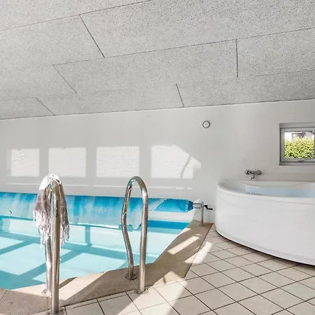 Dom wakacyjny Pet-friendly In With Sauna Hejls